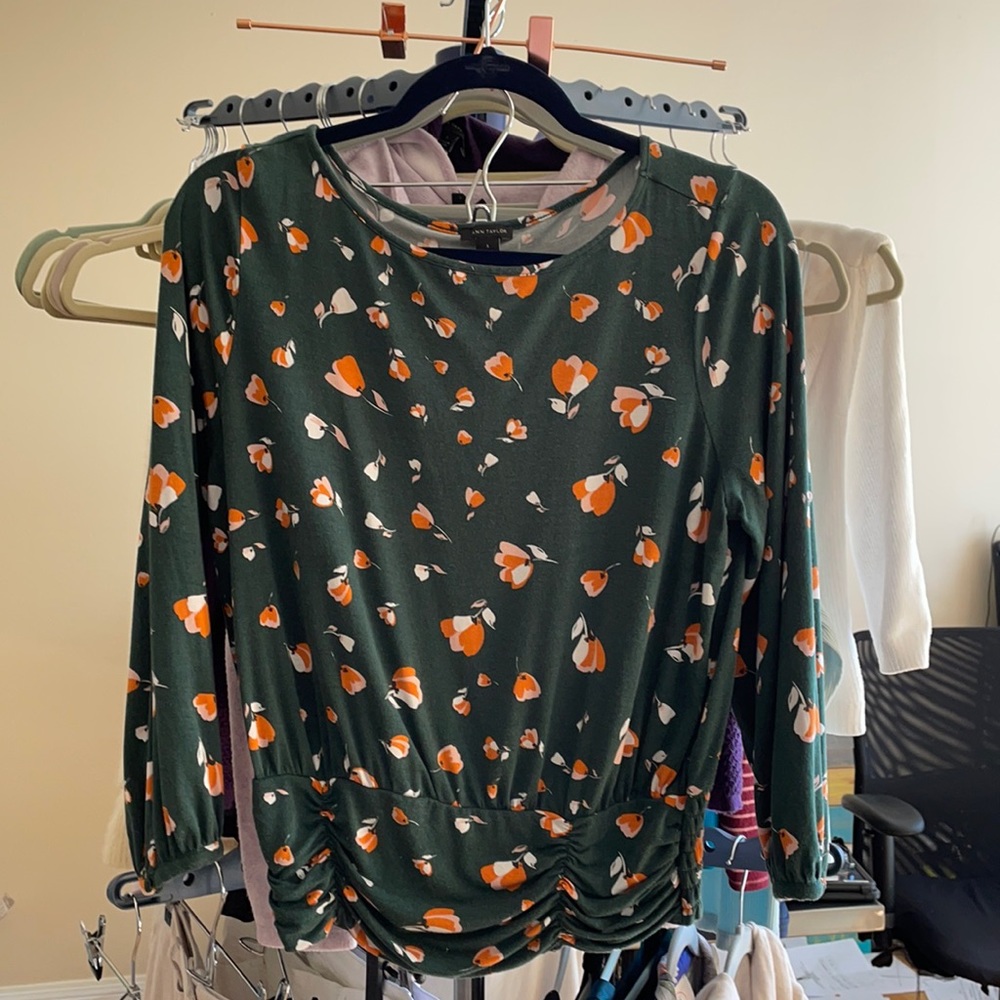 Ann Taylor 3/4 sleeve top